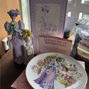 Avon Mrs. Albee Purple and White Figurine with Floral Accents